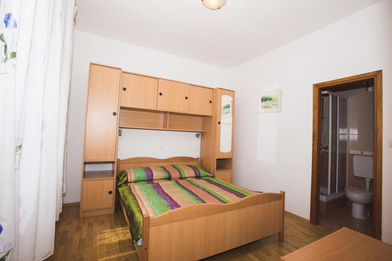 Apartmani Nada & Darko, Kampor, Rab, Hrvatska Bagian luar foto